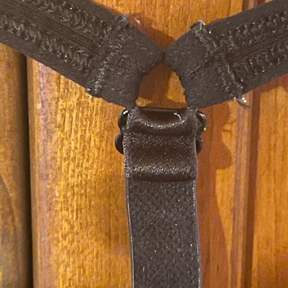 Athleta What’s On First Comfort Seamless Bra Black ￼Size M Adj T-Back Straps $78 - Picture 5 of 9